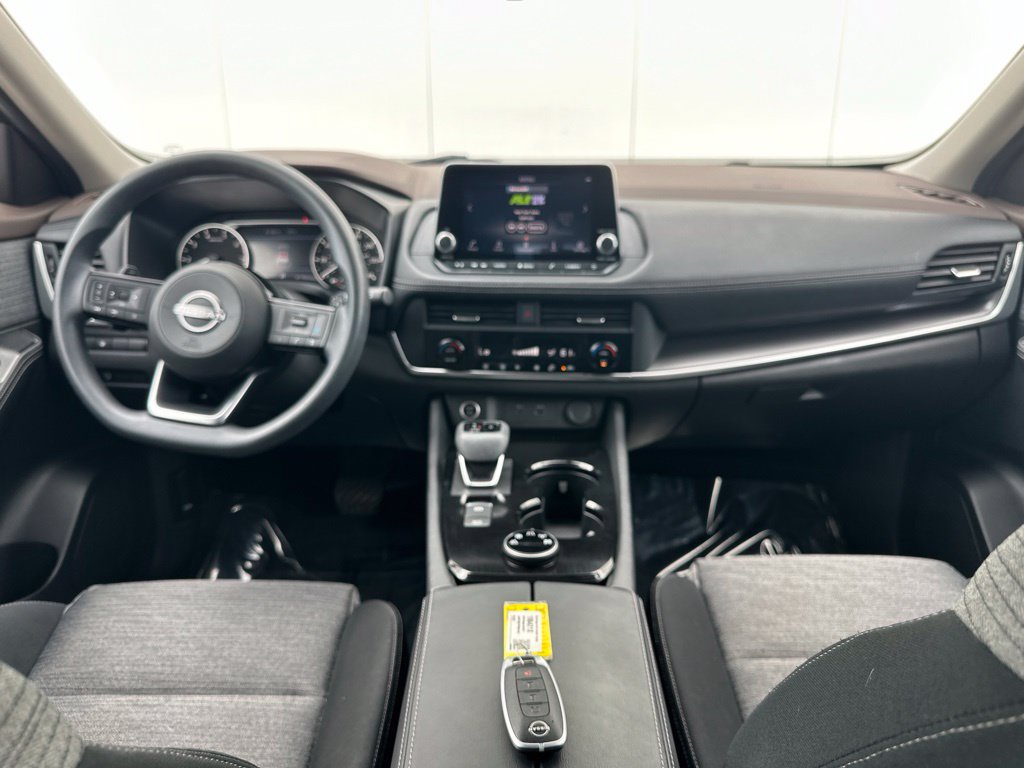Used 2023 Nissan Rogue SV AWD/4WD image 37