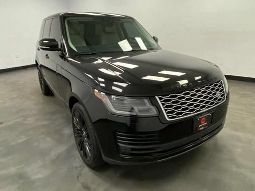 Used 2018 Land Rover Range Rover Supercharged AWD/4WD image 8