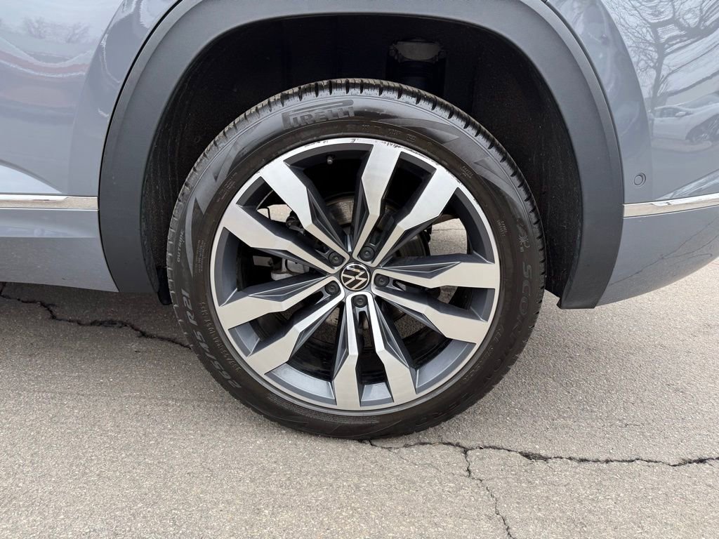 Used 2023 Volkswagen Atlas Cross Sport SEL Premium R-Line image 27