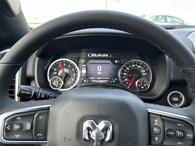 New 2026 RAM 1500 4x4 Crew Cab image 9