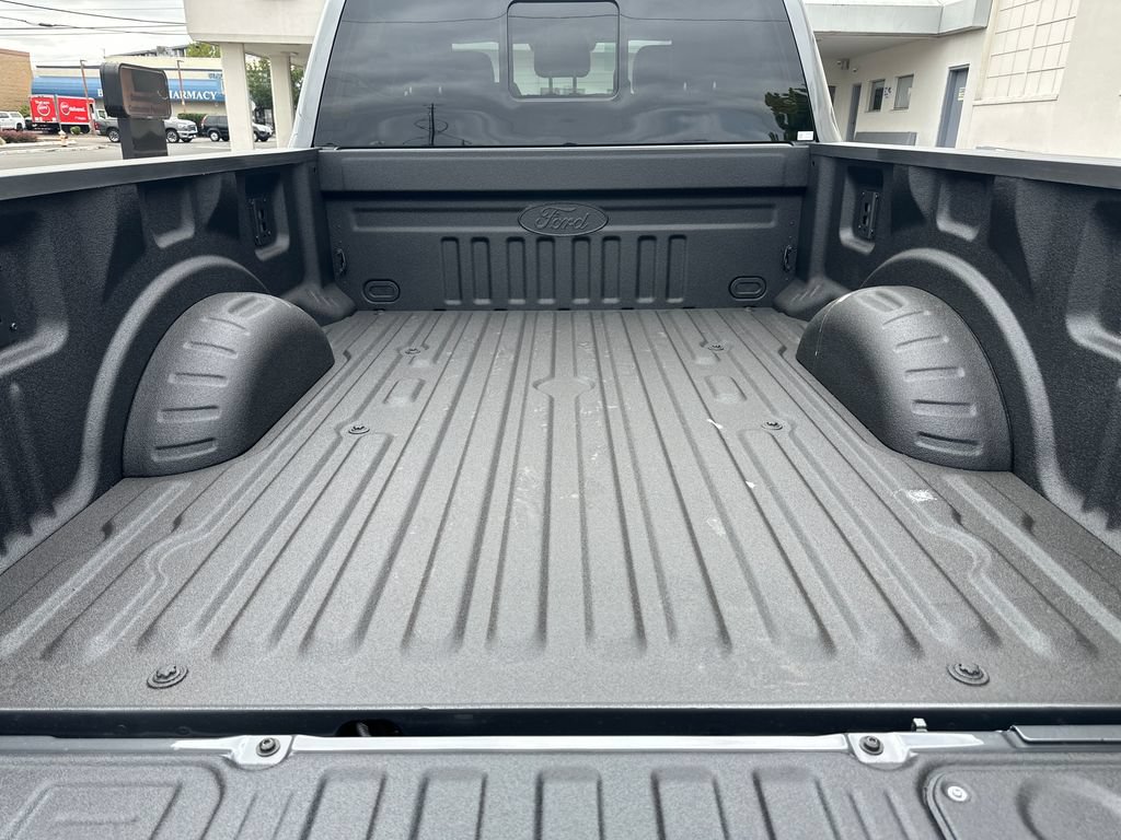 New 2026 Ford F250 Lariat w/ Black Appearance Package AWD/4WD image 6