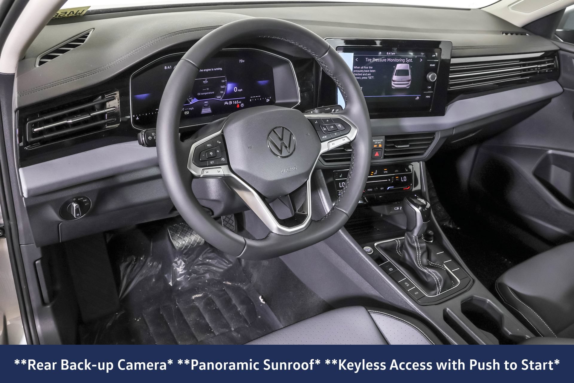 Used 2026 Volkswagen Jetta SE FWD image 4
