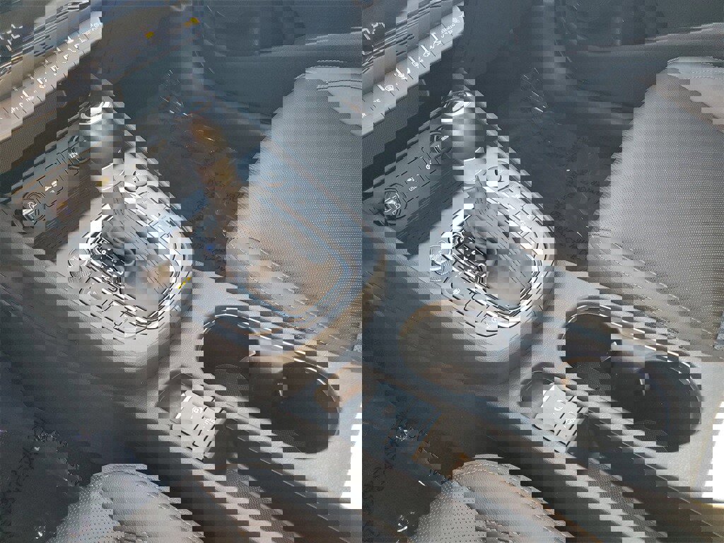 Used 2023 Hyundai Kona Limited w/ Cargo Package image 20