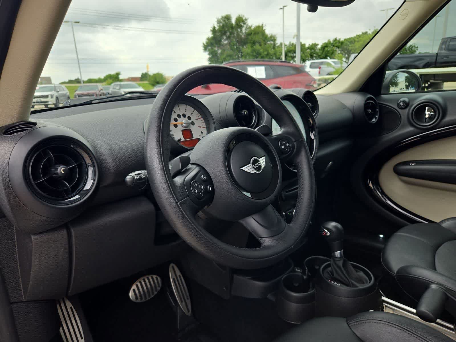 Used 2014 MINI Cooper Countryman S FWD video 2