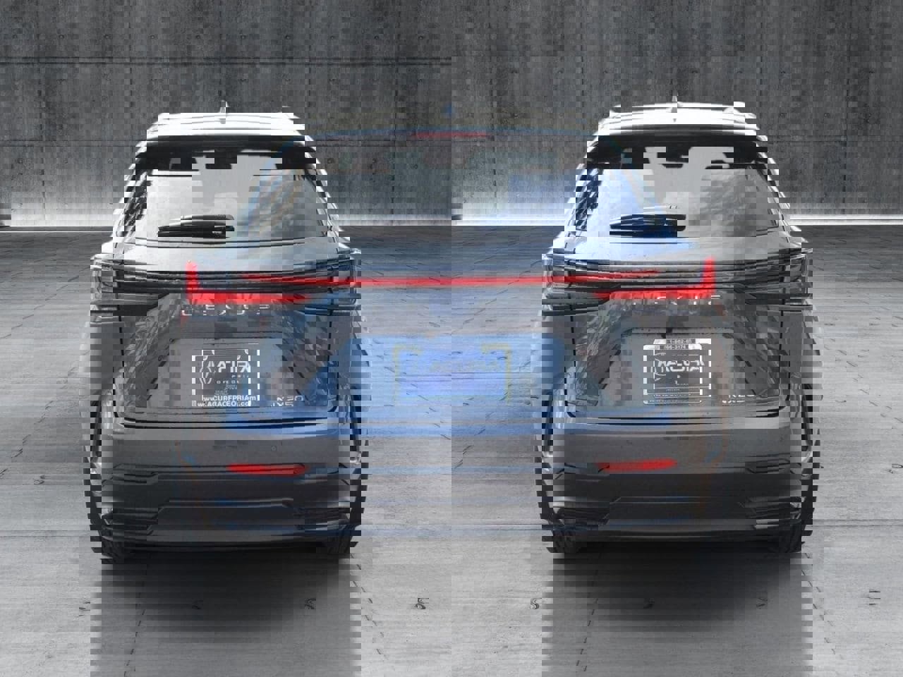 Used 2025 Lexus NX 250 FWD image 4