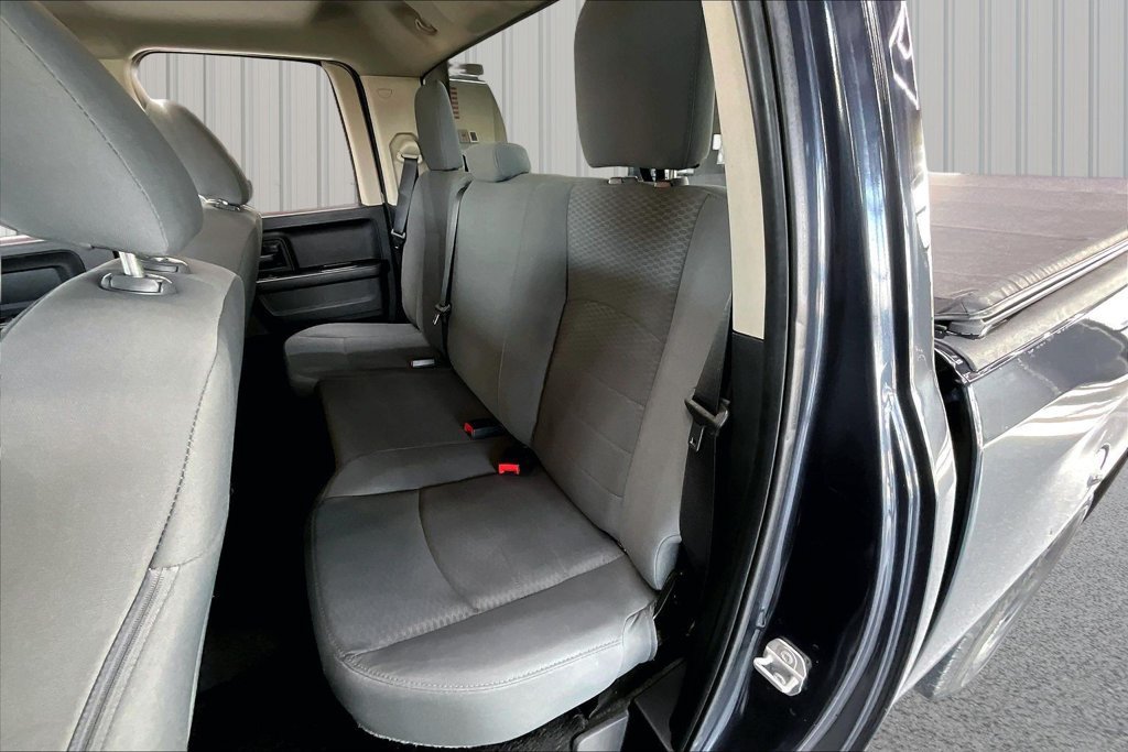 Used 2018 RAM 1500 Express AWD/4WD image 19