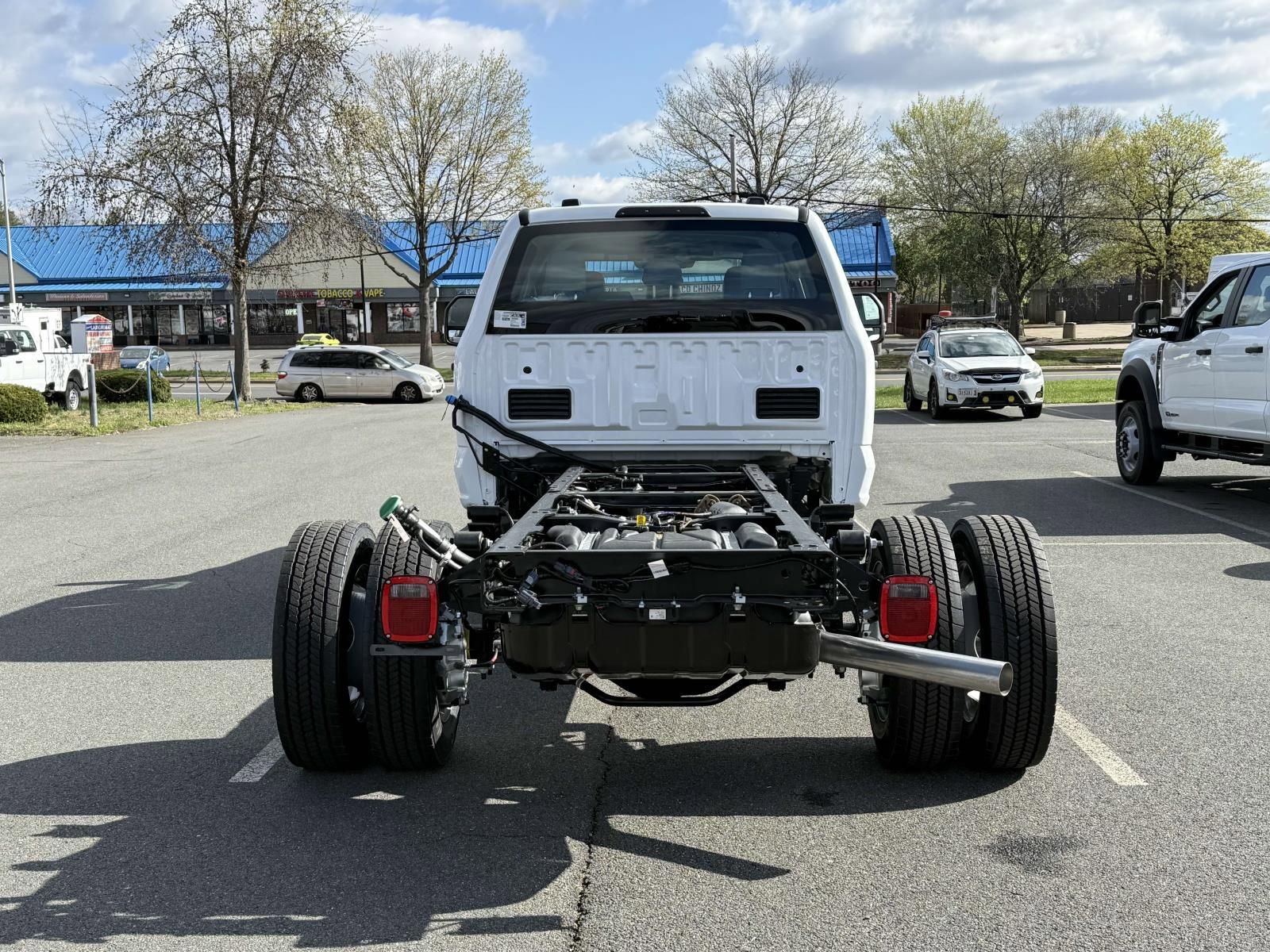 New 2025 Ford F550 4x4 Crew Cab Super Duty image 3