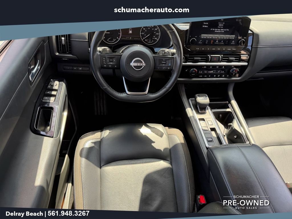 Used 2022 Nissan Pathfinder SL FWD image 12