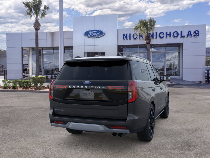 New 2026 Ford Expedition Platinum w/ Platinum Ultimate Package AWD/4WD image 8