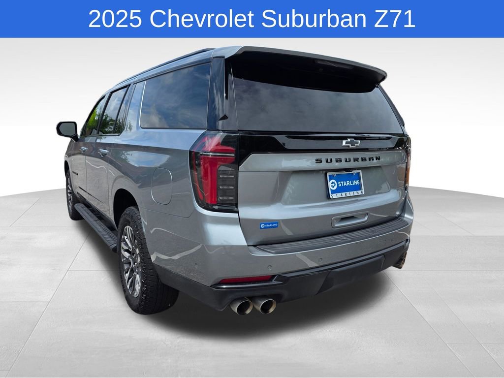 Used 2025 Chevrolet Suburban Z71 AWD/4WD image 7