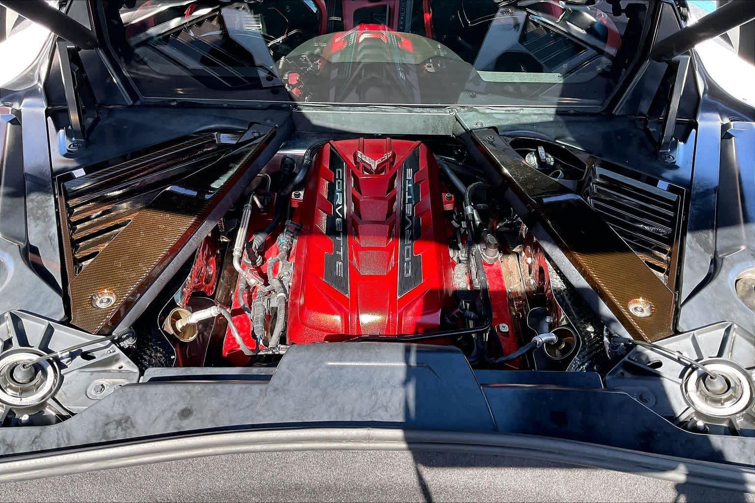 Certified 2021 Chevrolet Corvette Stingray Preferred Cpe w/ Engine Appearance Package RWD image 11