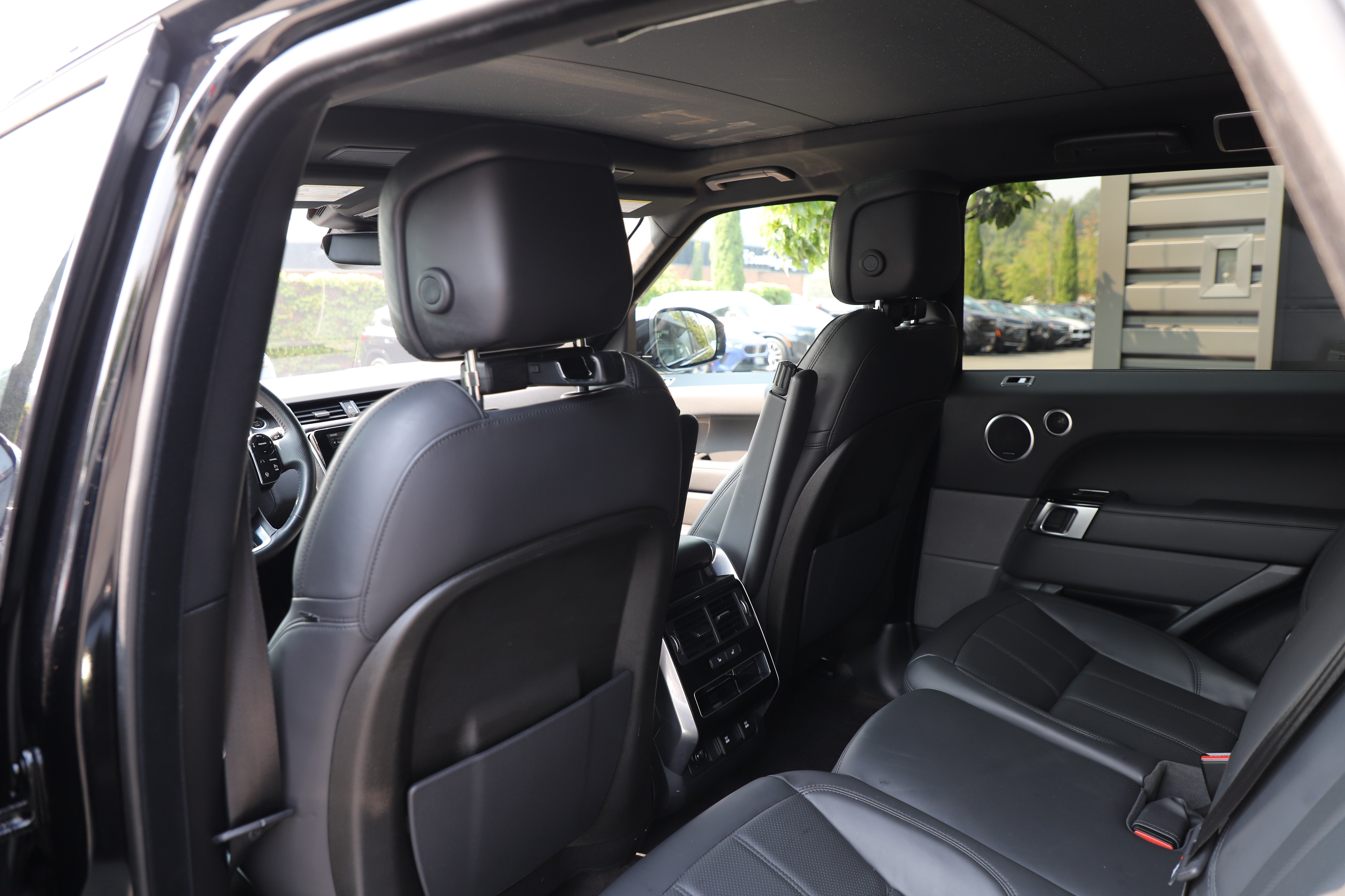 Used 2020 Land Rover Range Rover Sport HSE AWD/4WD image 12