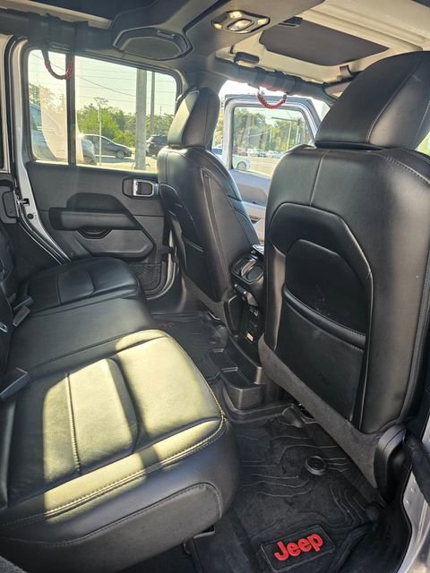 Used 2021 Jeep Wrangler Unlimited Sahara AWD/4WD image 22