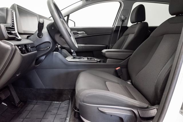 Certified 2024 Kia Sportage LX image 11