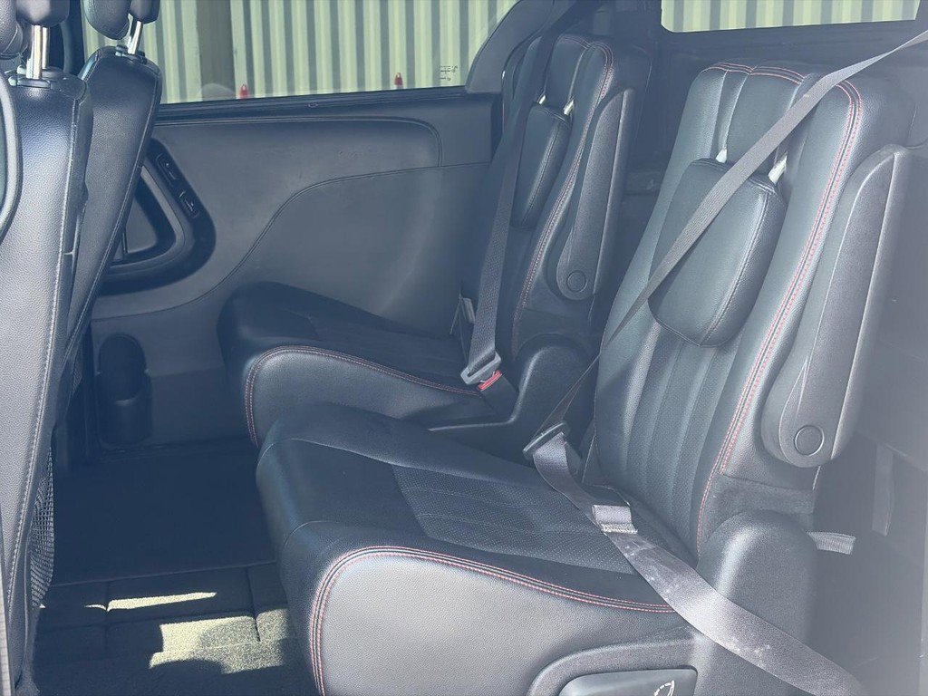 Used 2017 Dodge Grand Caravan GT FWD image 10