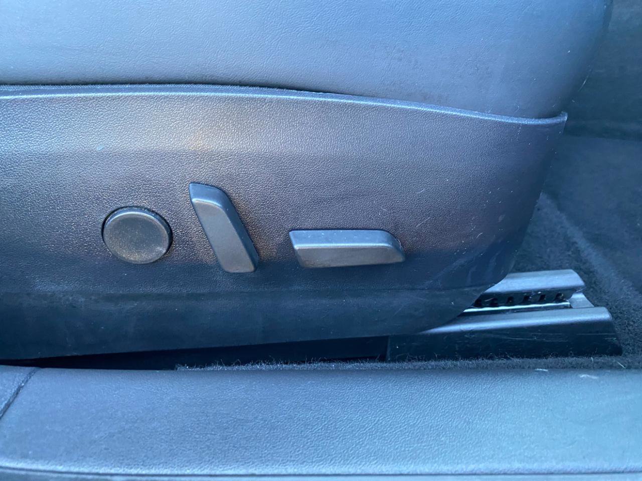 Used 2019 Tesla Model 3 Standard Range Plus image 45