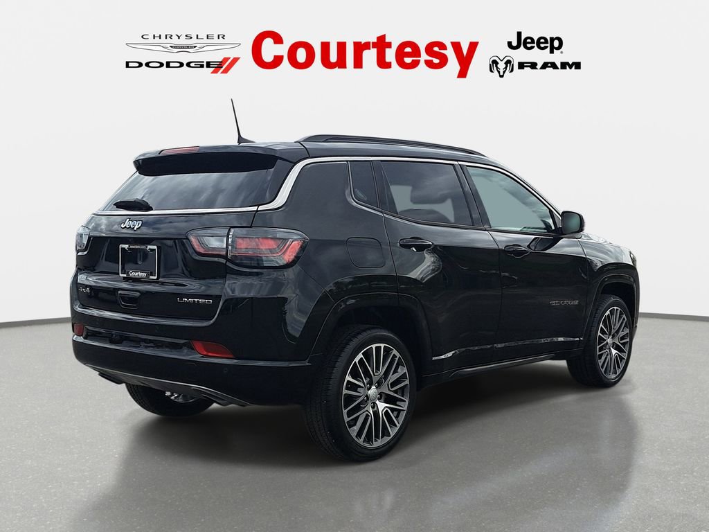 Certified 2023 Jeep Compass Limited w/ Elite Group AWD/4WD image 5