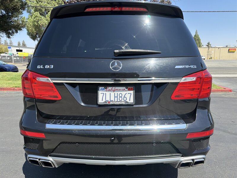 Used 2015 Mercedes-Benz GL 63 AMG 4MATIC image 10