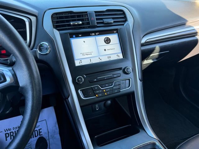 Certified 2017 Ford Fusion Energi SE image 22