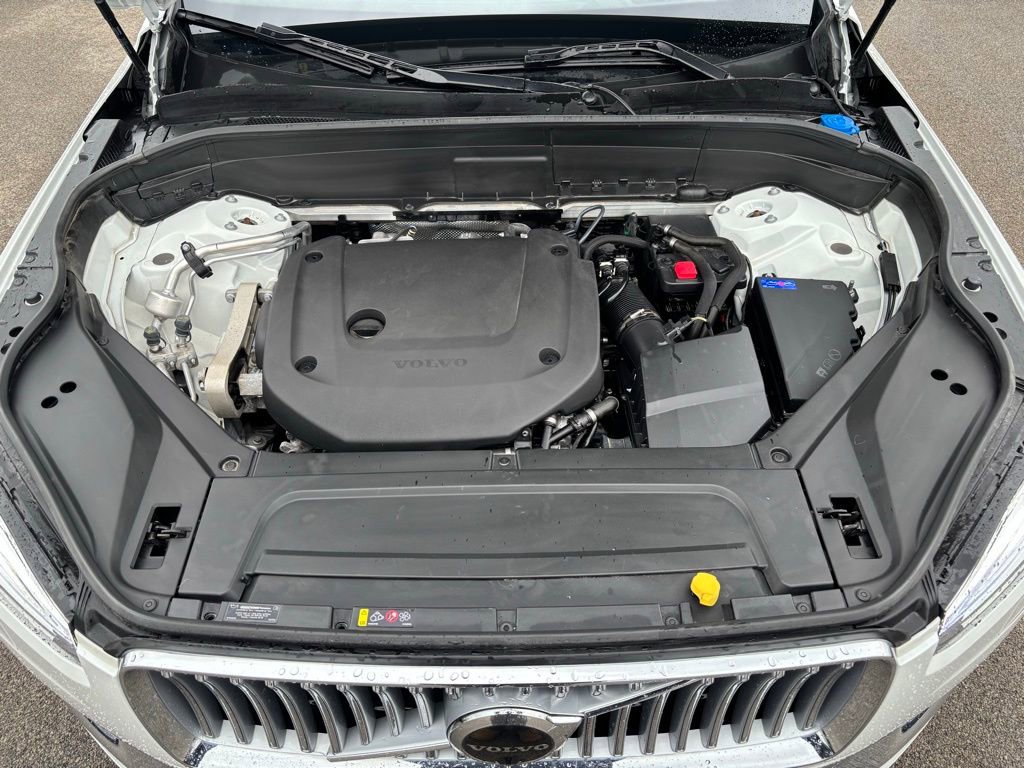 Certified 2024 Volvo XC90 B6 Ultimate image 27