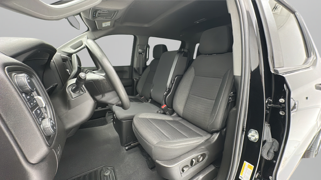 Used 2023 Chevrolet Silverado 1500 Custom AWD/4WD image 14