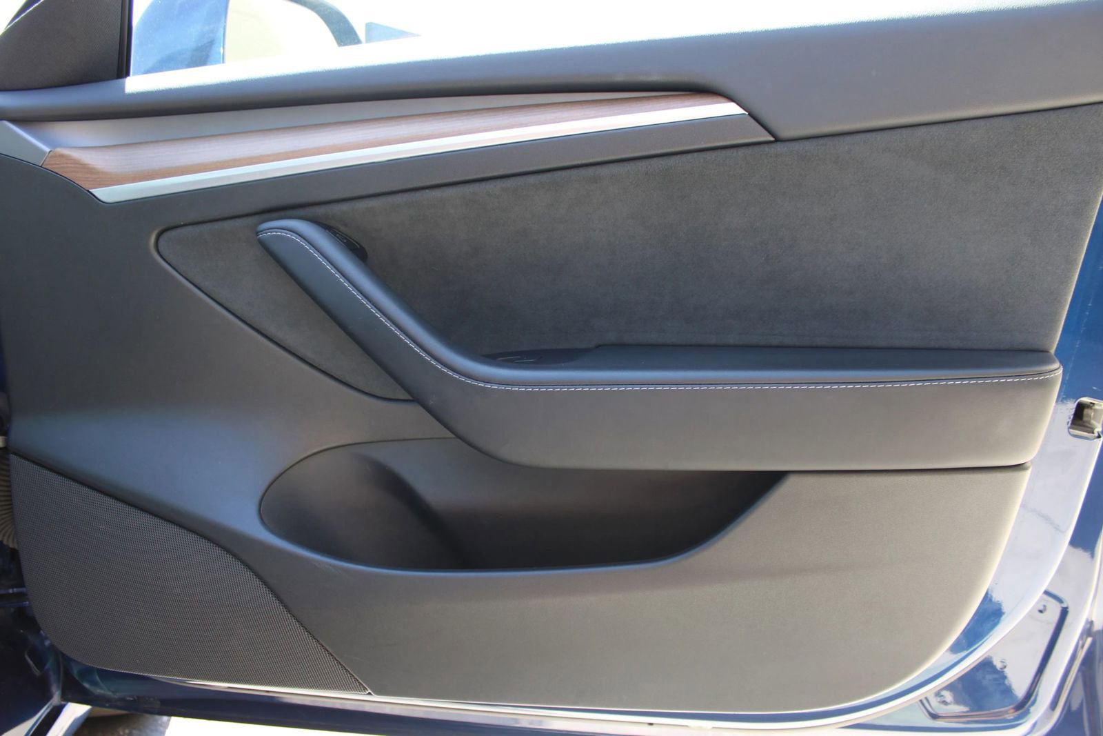 Used 2022 Tesla Model 3 Long Range image 3