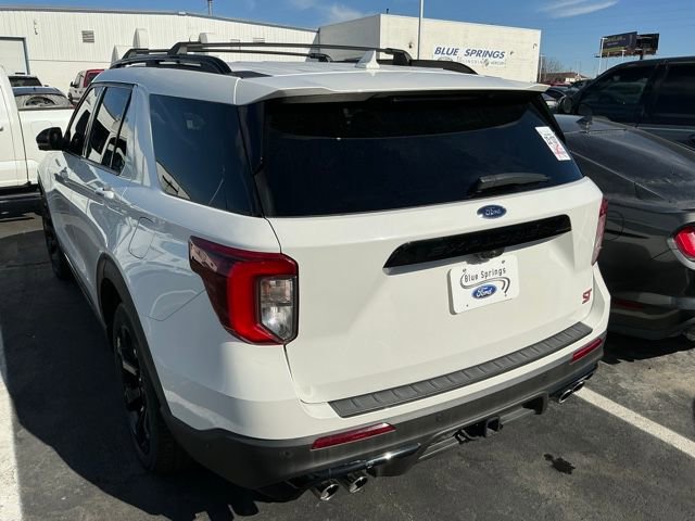 Used 2020 Ford Explorer ST w/ ST Street Pack image 7
