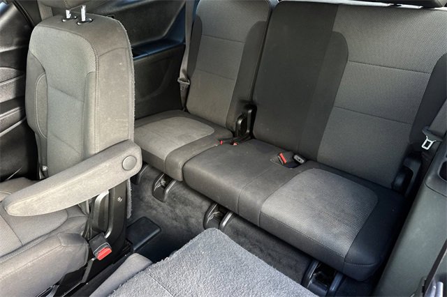 Used 2023 Chevrolet Traverse LT image 17