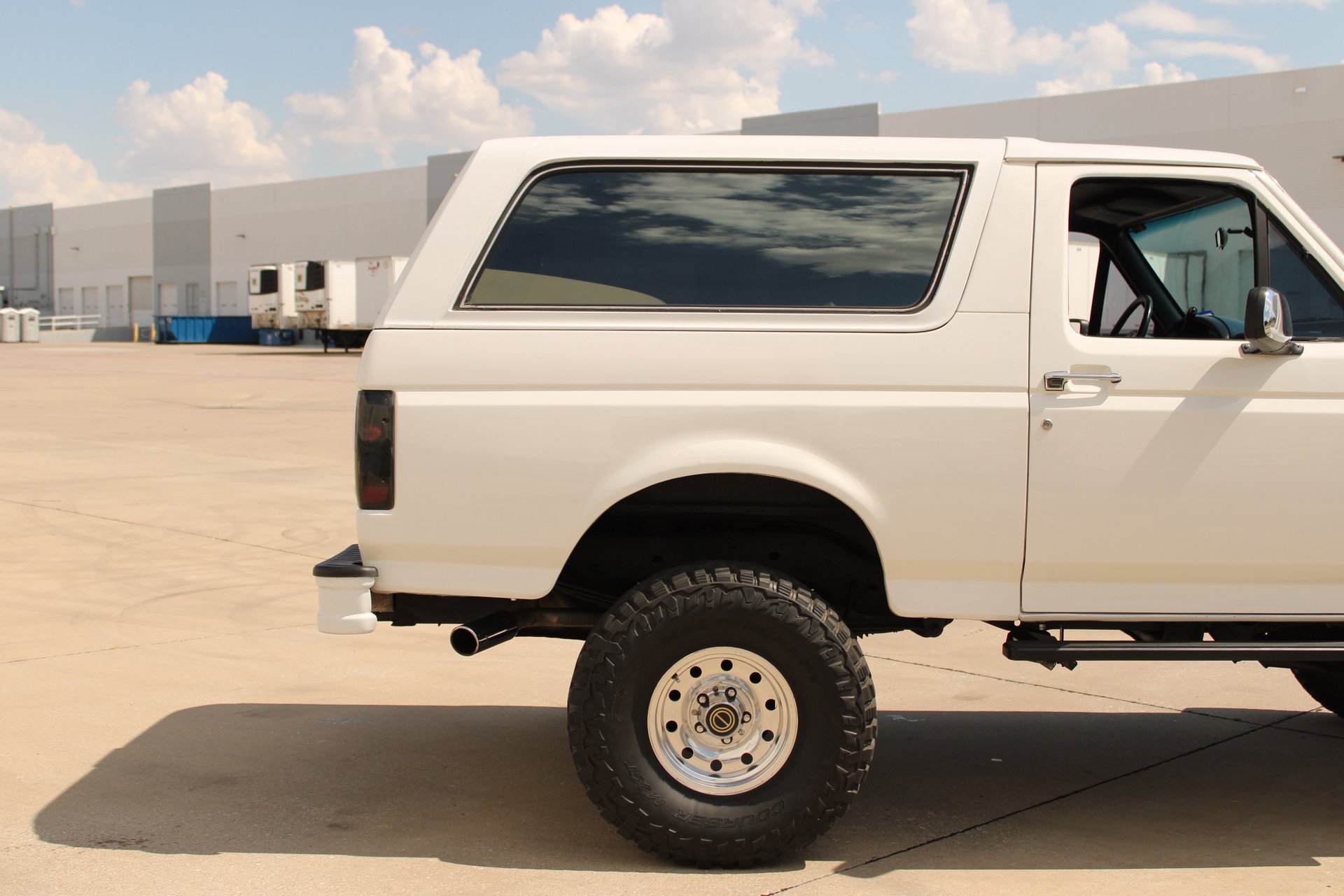 Used 1993 Ford Bronco XLT AWD/4WD image 31