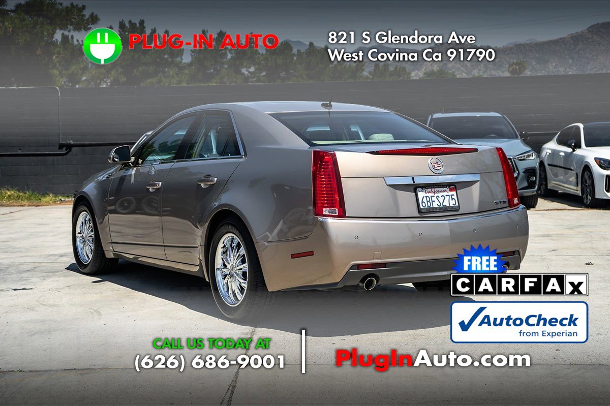 Used 2008 Cadillac CTS 3.6 w/ Luxury Level Two Package RWD image 2