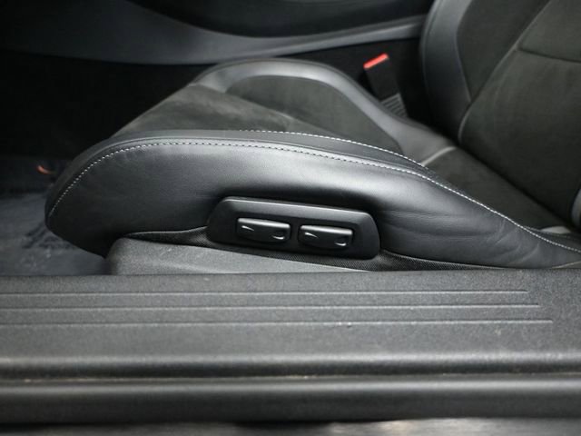 Used 2018 Mercedes-Benz AMG GT R image 24