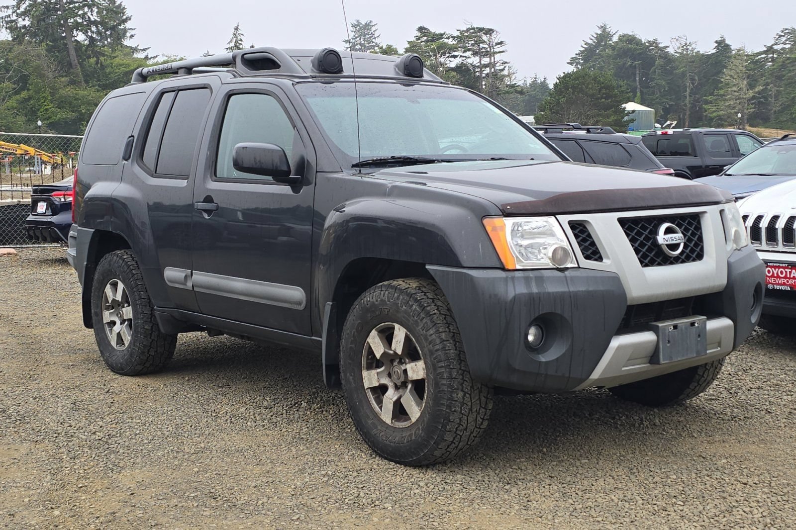 Used 2012 Nissan Xterra PRO-4X w/ Pro-4x Leather Pkg AWD/4WD image 2