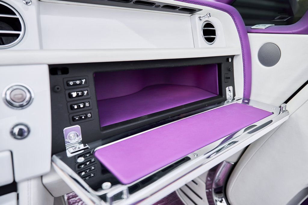 Used 2008 Rolls-Royce Phantom Drophead Coupe RWD image 95