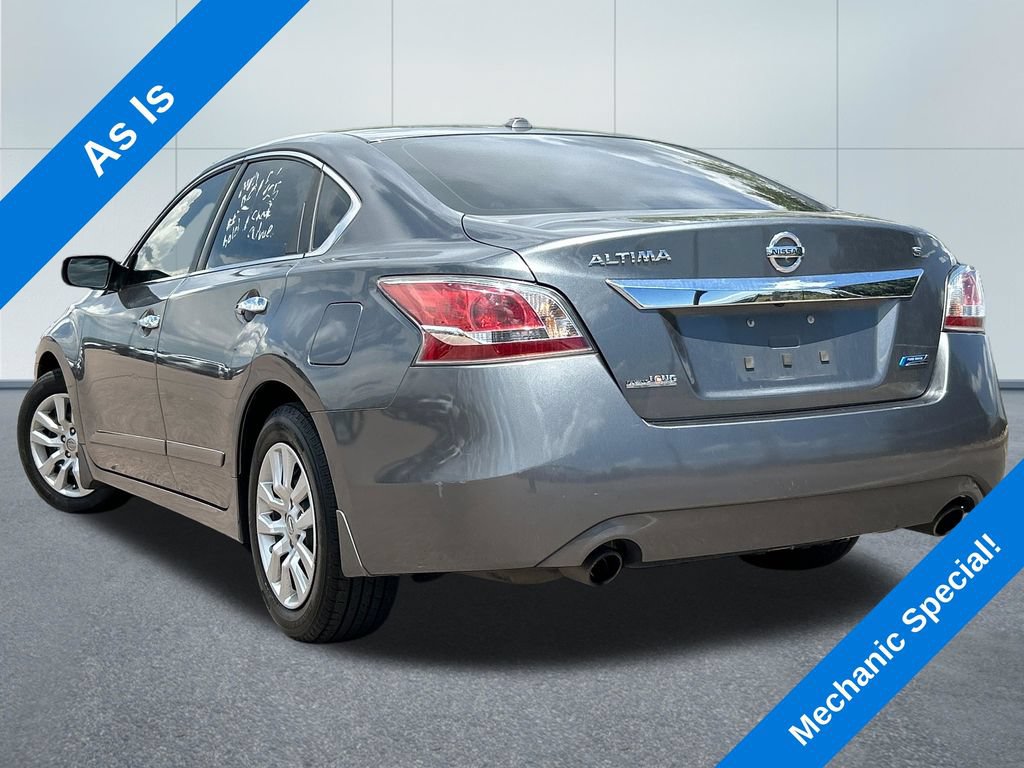 Used 2014 Nissan Altima 2.5 S w/ Display Audio Package FWD image 36