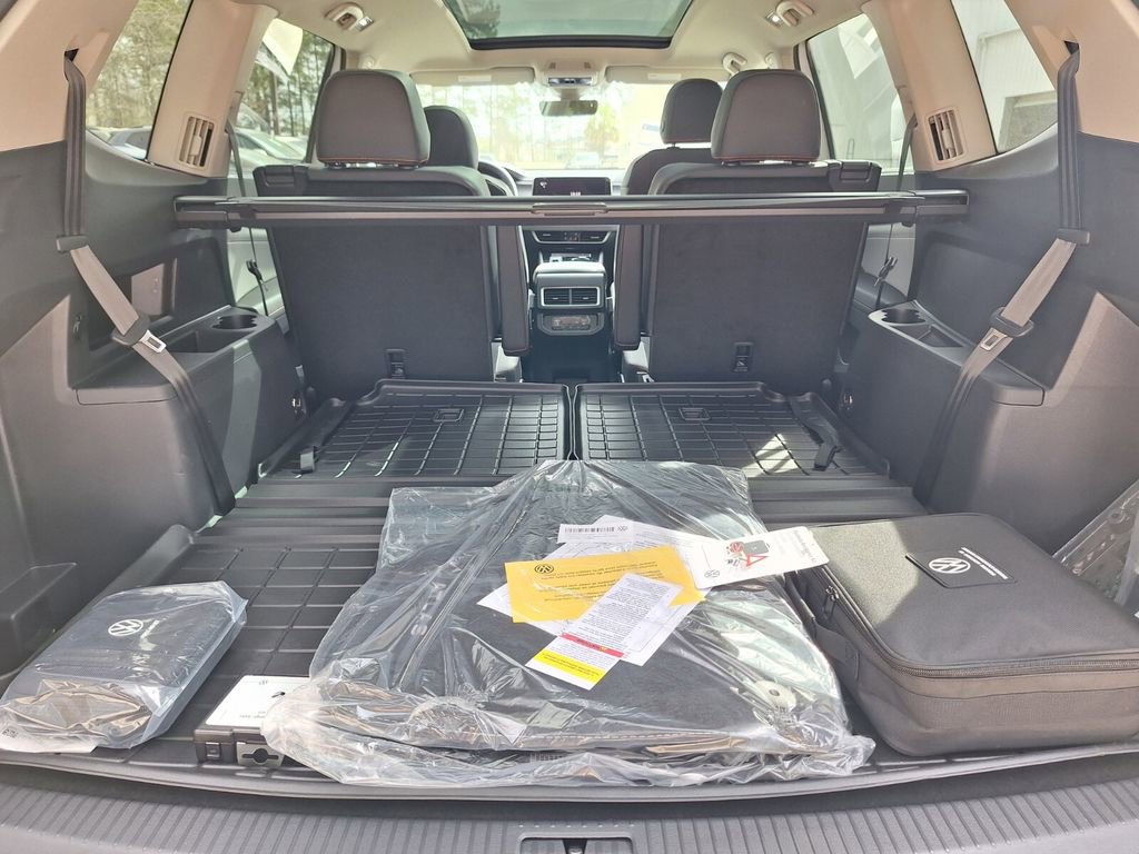 New 2026 Volkswagen Atlas Peak Edition AWD/4WD image 27