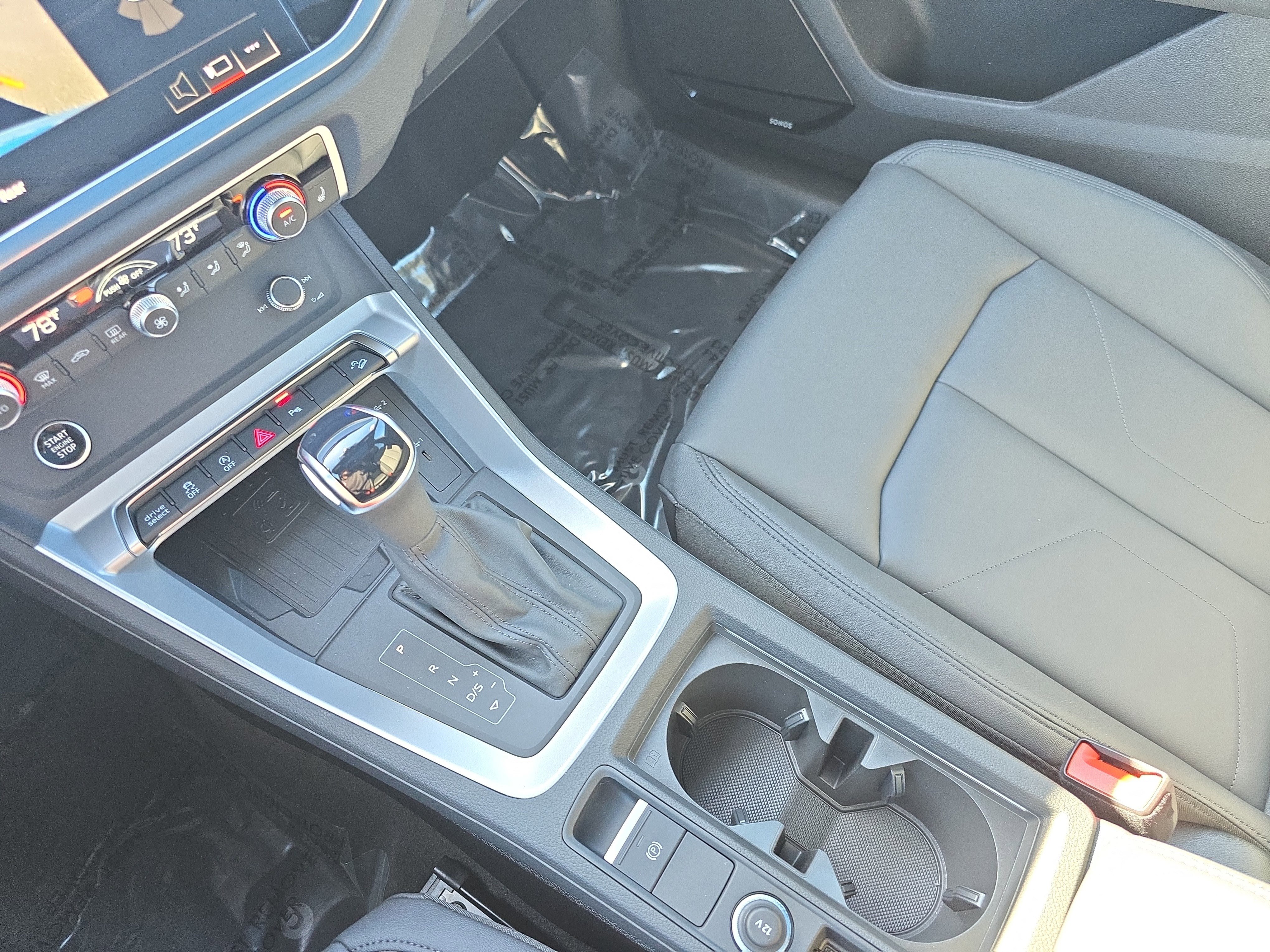 New 2025 Audi Q3 2.0T Premium image 23