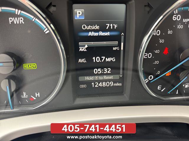 Used 2017 Toyota RAV4 XLE AWD/4WD image 28