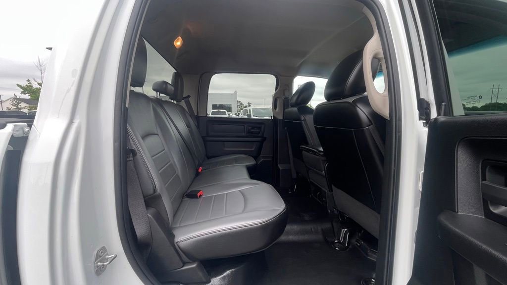Used 2022 RAM 1500 Tradesman w/ Chrome Appearance Group AWD/4WD image 26