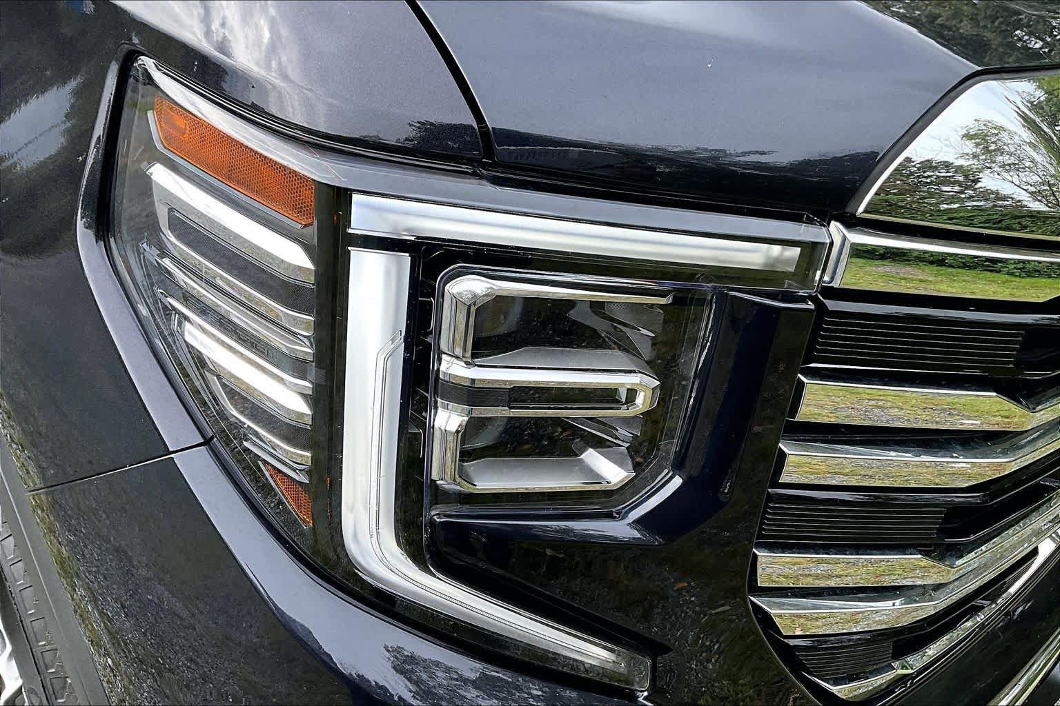 Used 2026 GMC Sierra 1500 SLT AWD/4WD image 28