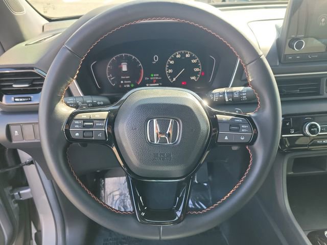 Certified 2025 Honda Pilot Sport image 22