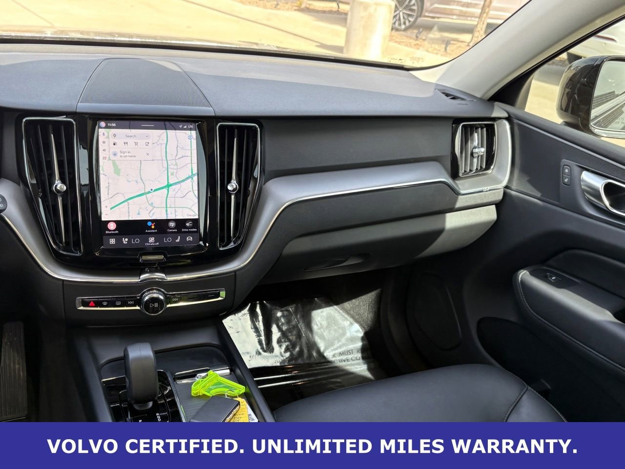 Certified 2025 Volvo XC60 B5 Core image 15