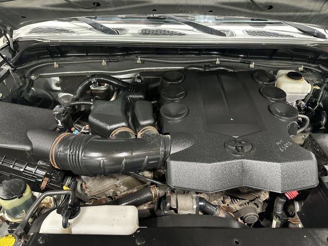 Used 2010 Toyota FJ Cruiser 4WD image 22