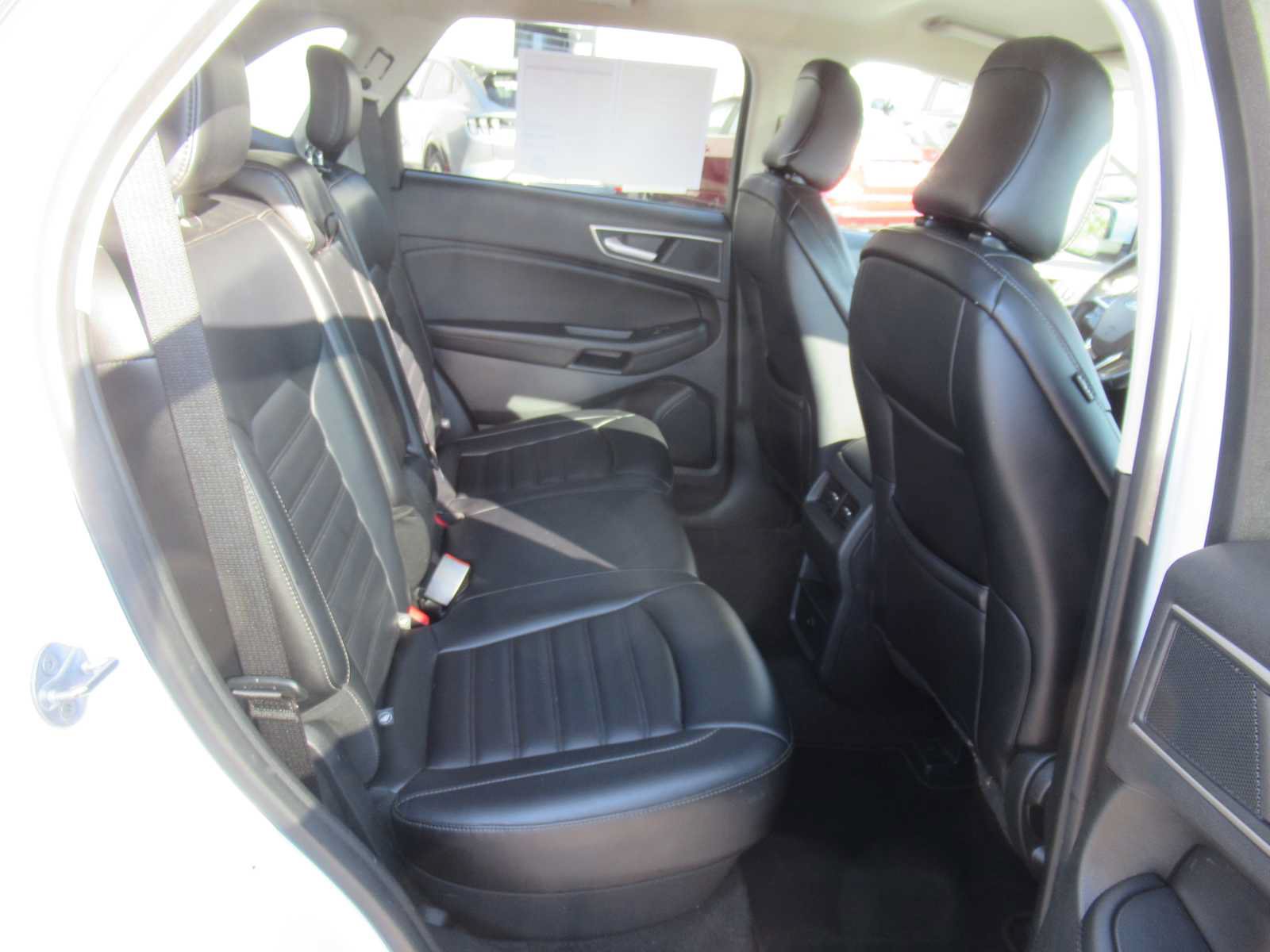 Used 2024 Ford Edge SEL AWD/4WD image 18