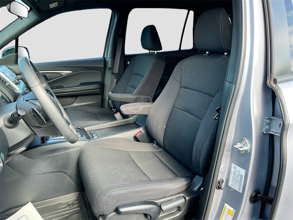 Used 2020 Honda Passport Sport image 13