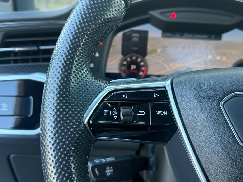 Used 2020 Audi S6 Premium Plus w/ Interior Protection Package image 22