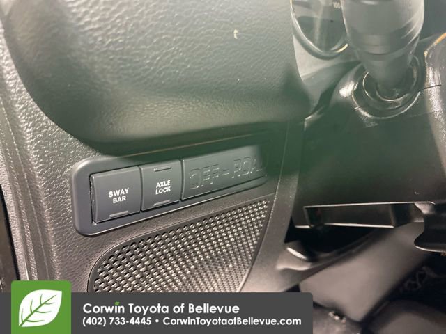 Used 2016 Jeep Wrangler Unlimited Rubicon image 11