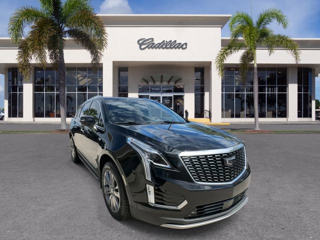Certified 2025 Cadillac XT5 Premium Luxury w/ Technology Package image 3
