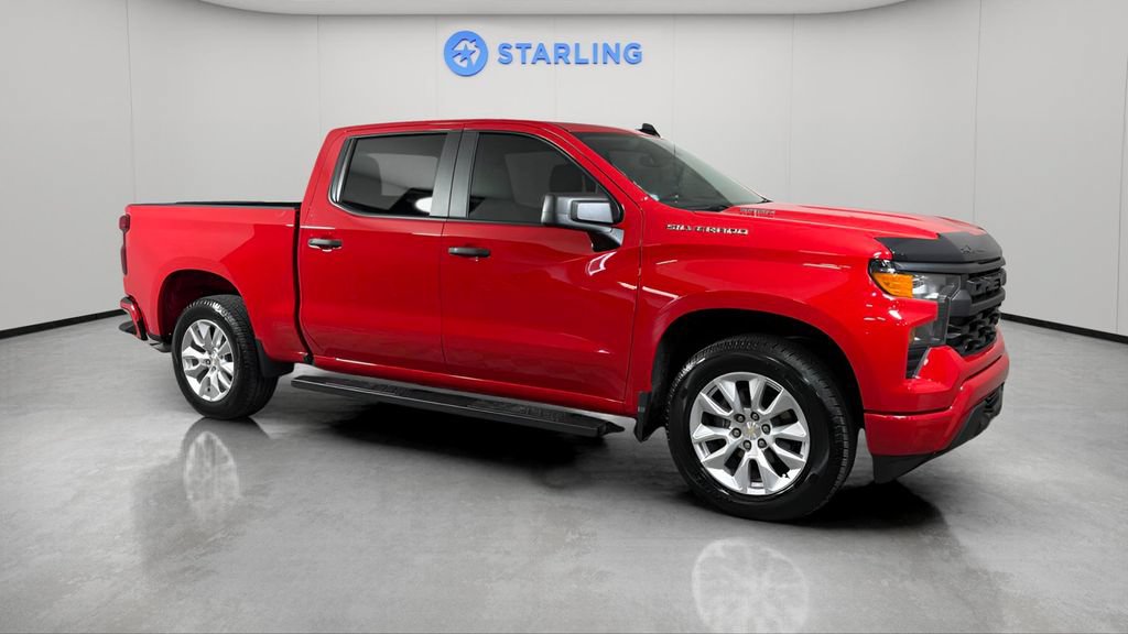 Certified 2025 Chevrolet Silverado 1500 Custom RWD image 12