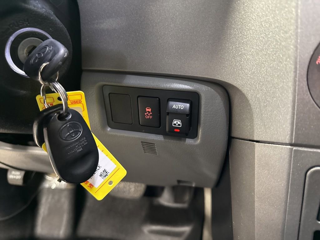 Used 2011 Toyota Sequoia Limited AWD/4WD image 16