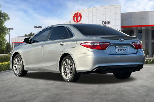 Certified 2017 Toyota Camry SE FWD image 7